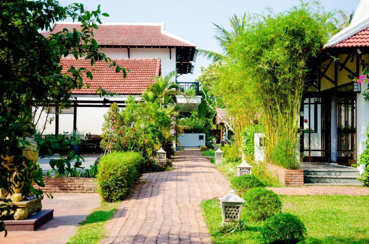 Riverside Bamboo 4*
