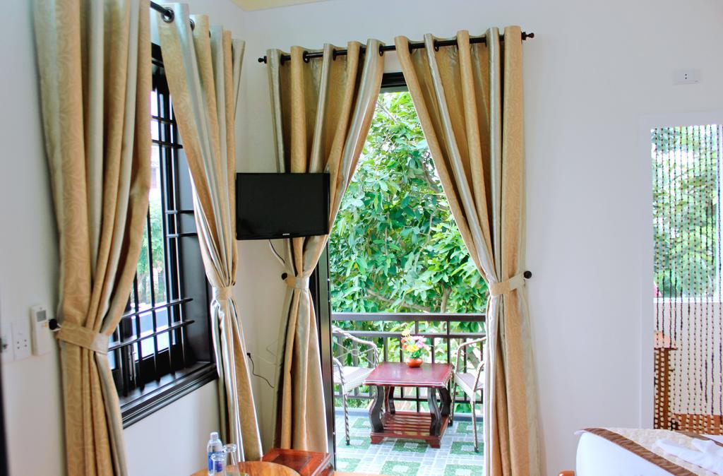 Homestay Cam Nam *