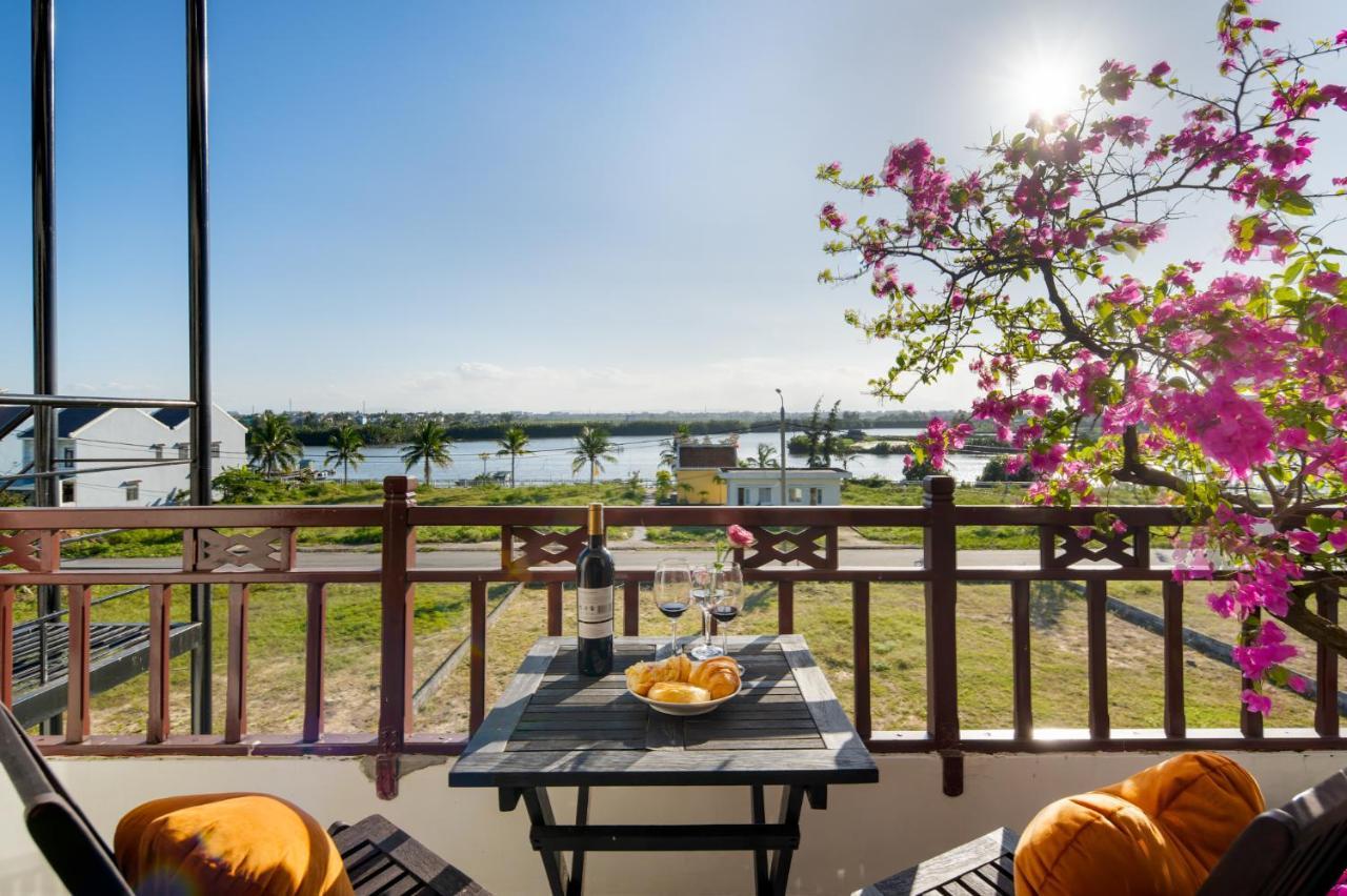 River Villa *