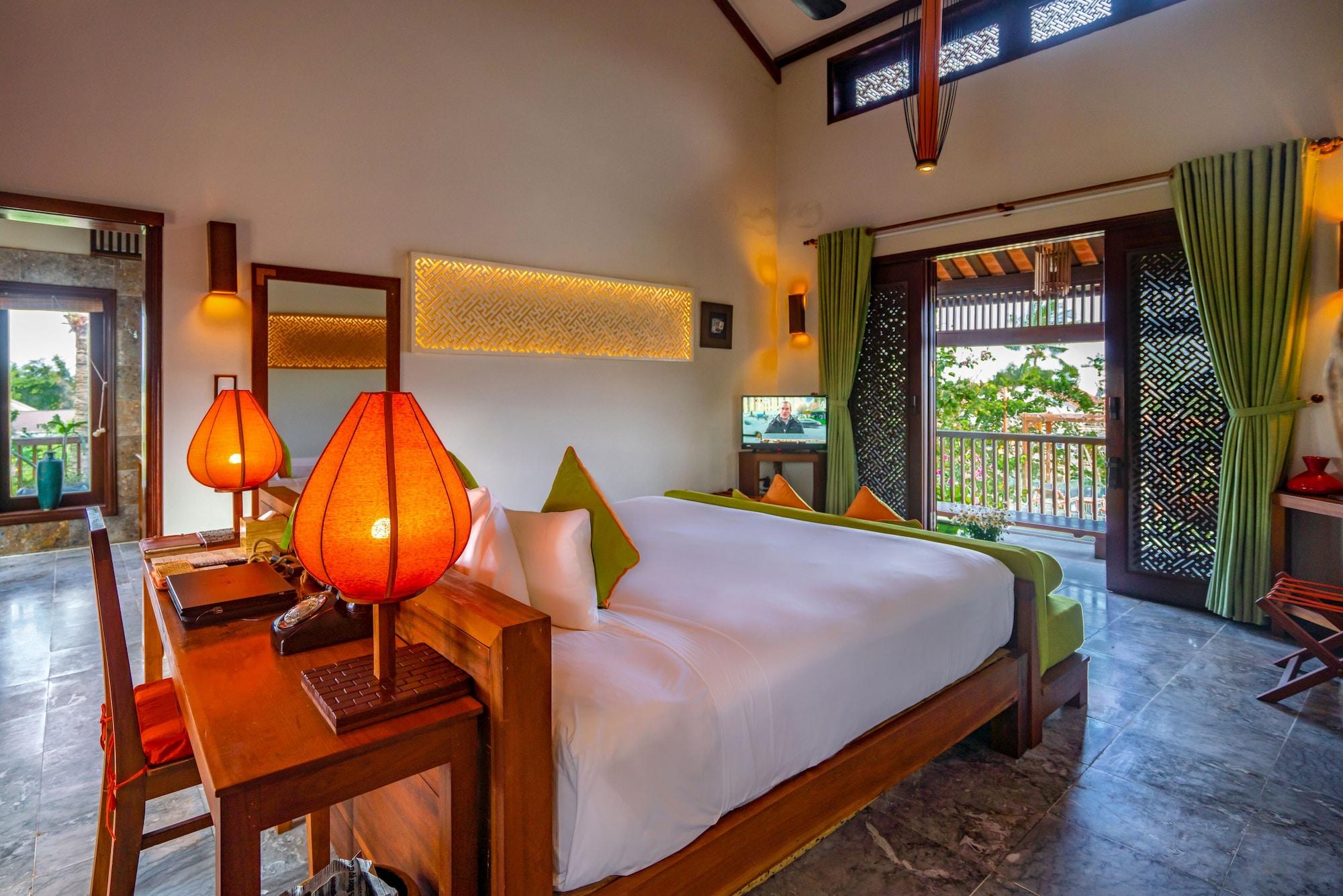 Hotel Chic - Retreat