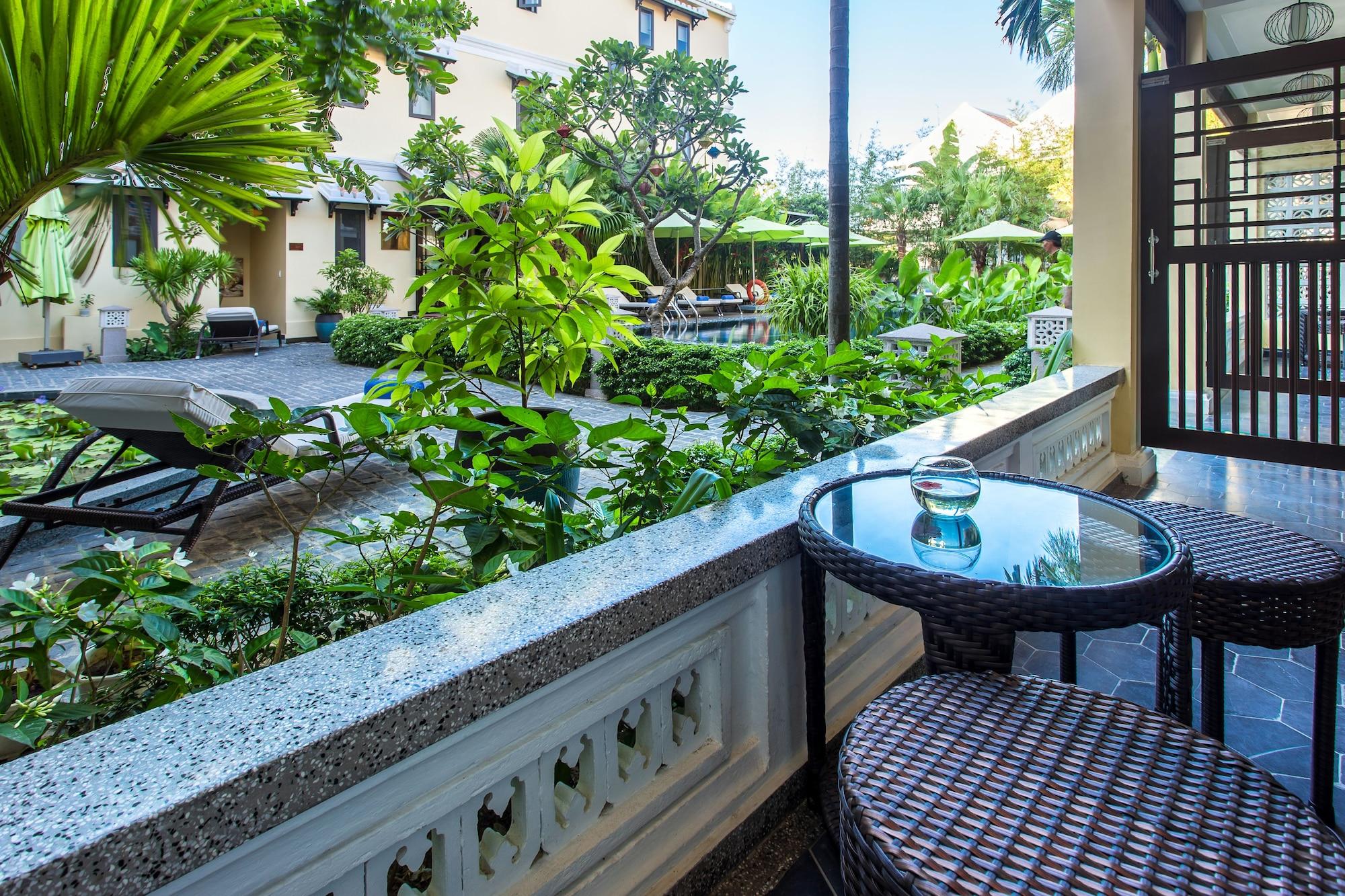 Field Boutique & Resort