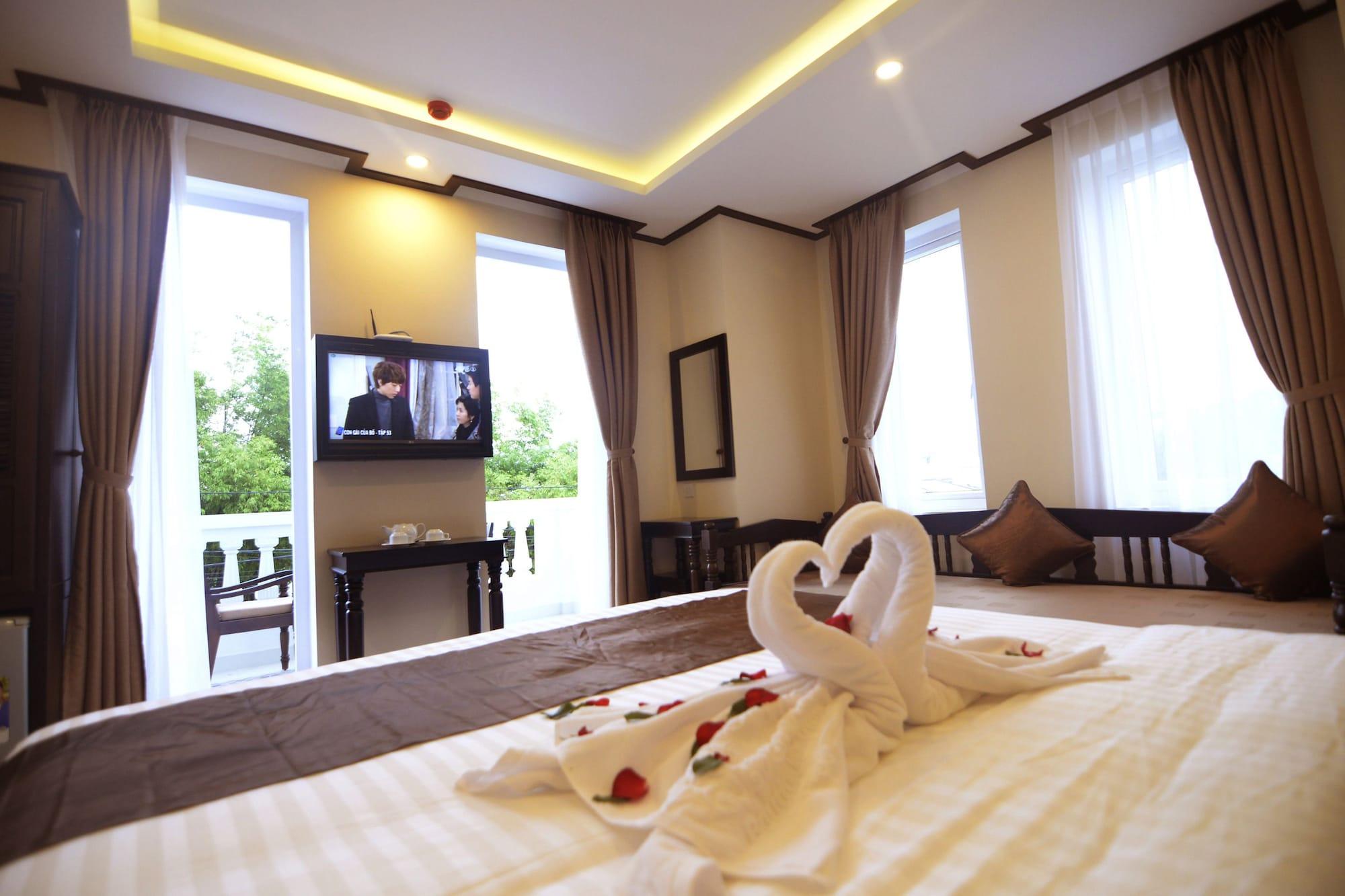 Villa Golden Bell Backpacker Hotel&pool Bar