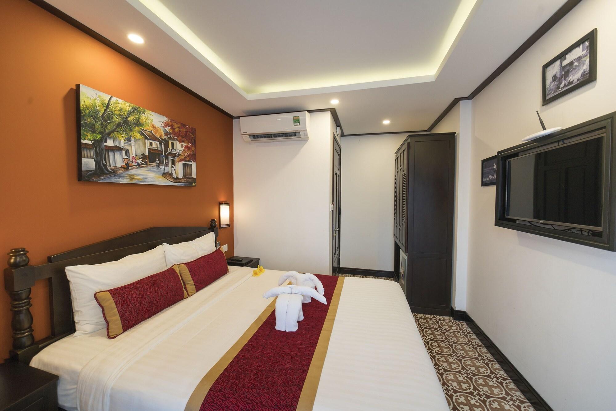 Golden Bell Backpacker Hotel&pool Bar Villa