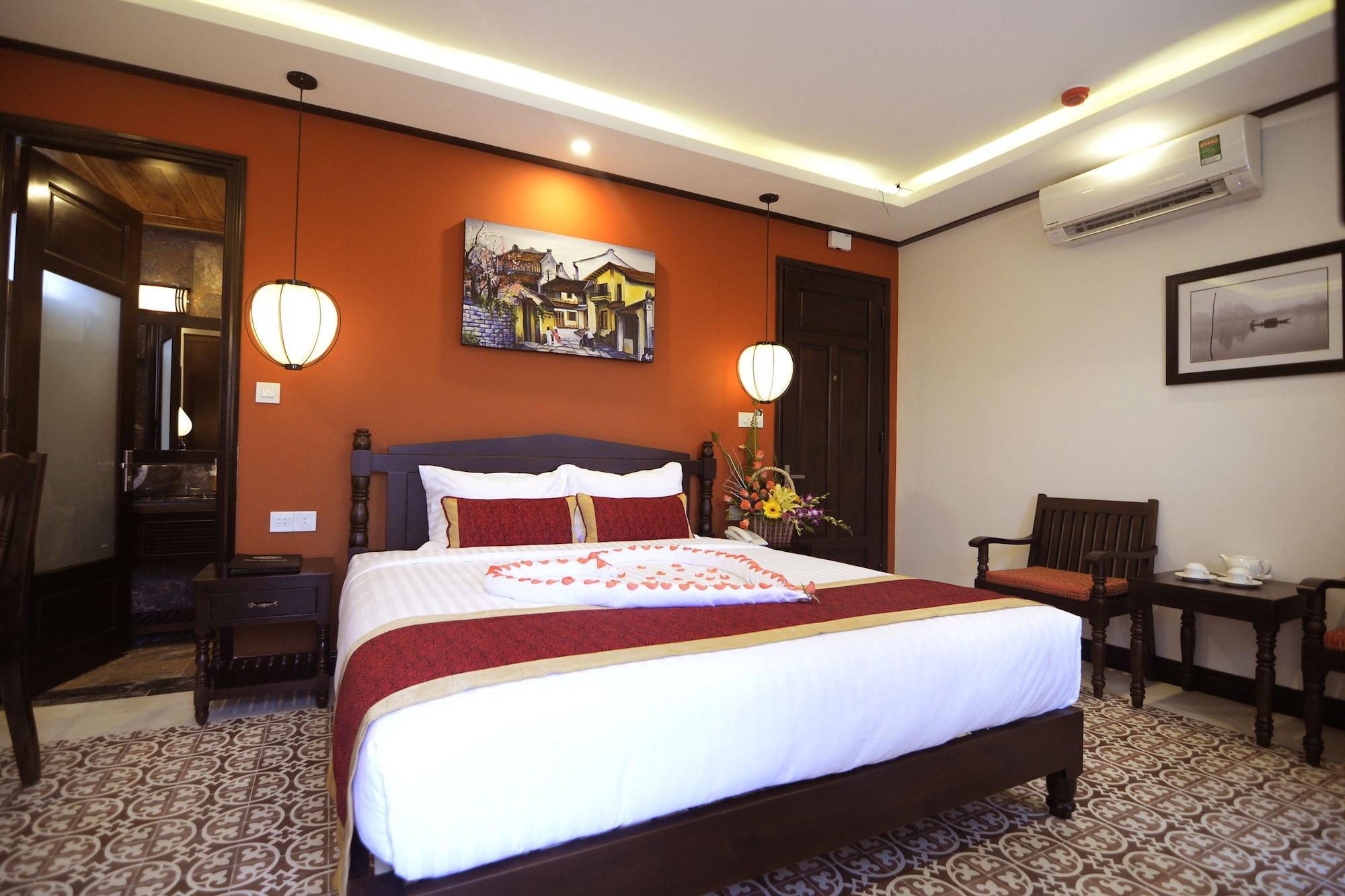 Golden Bell Backpacker Hotel&pool Bar Villa