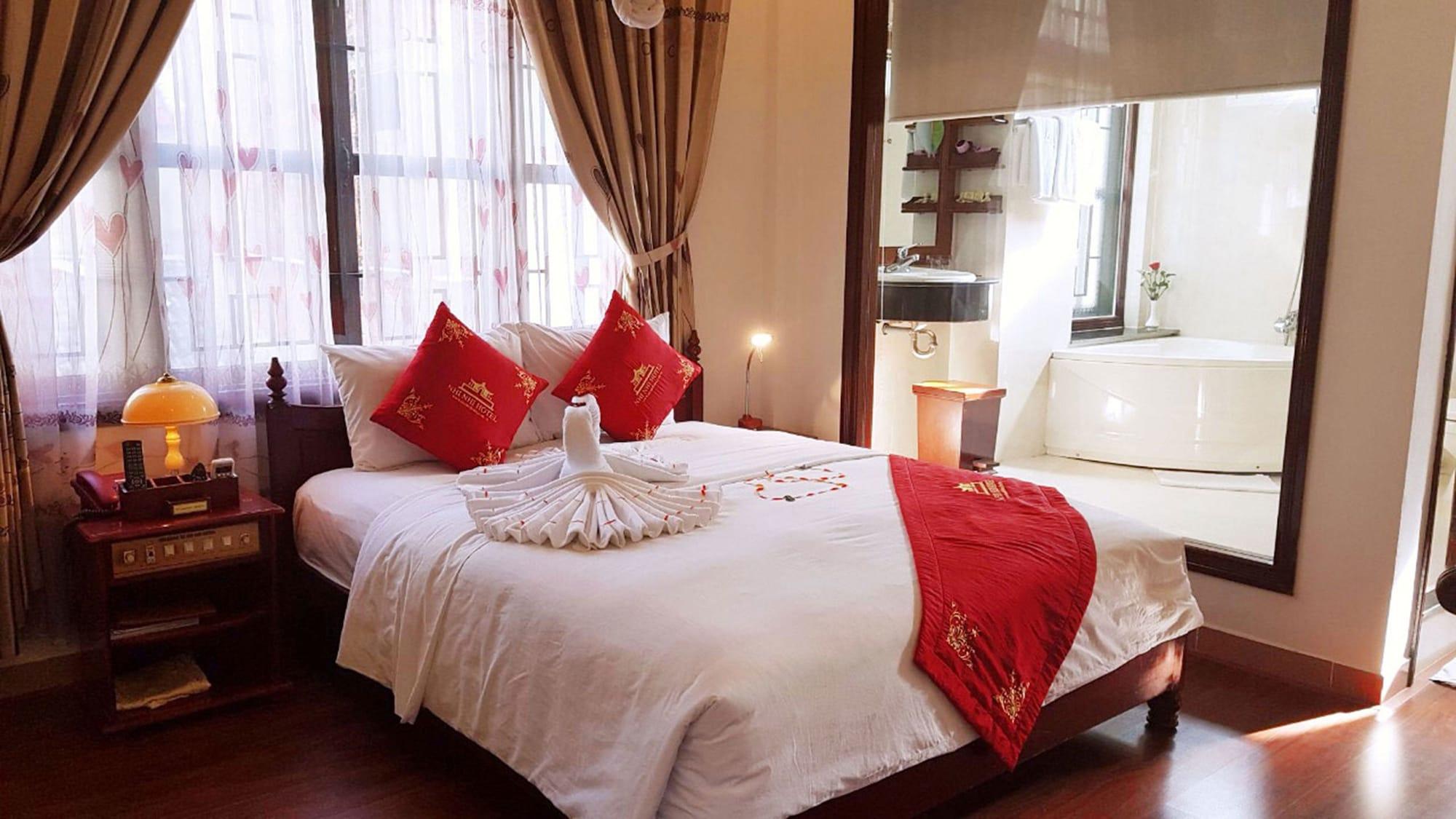 Nhi Nhi Hoi An