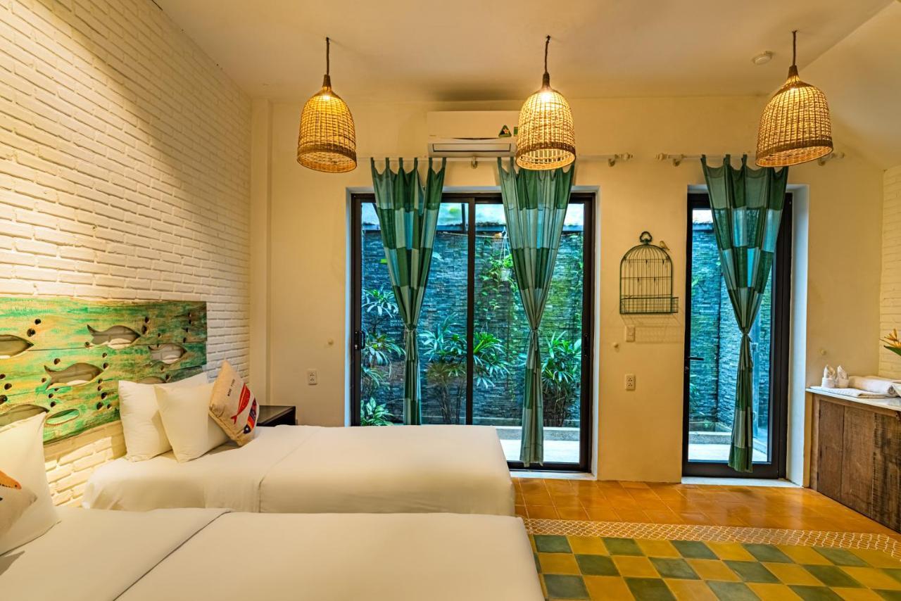 Beachside Boutique 3*