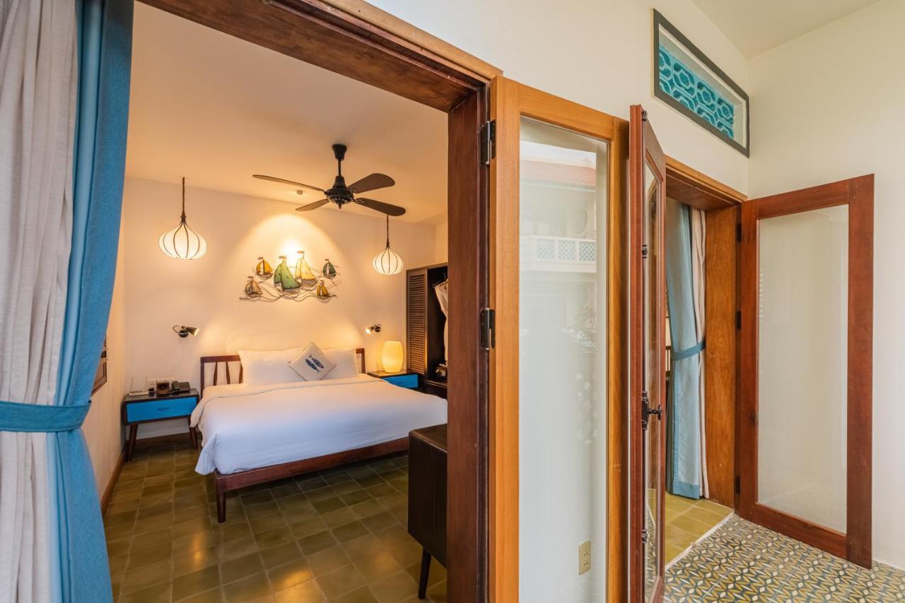 Beachside Boutique 3*