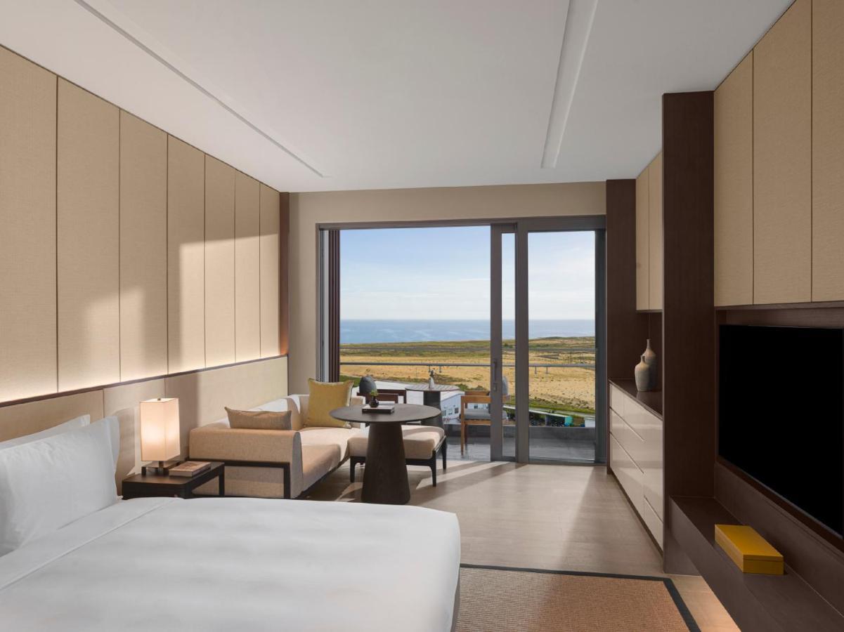 New World Hoiana Hotel