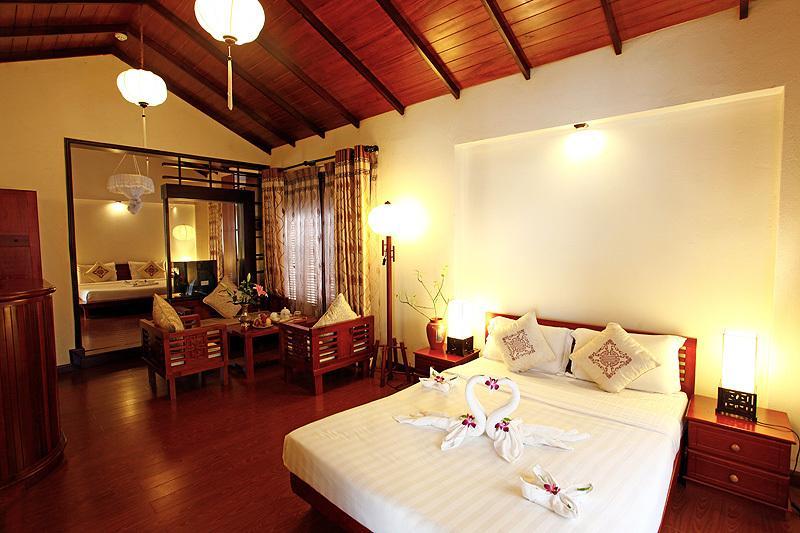 Hotel Long Life Riverside 3*