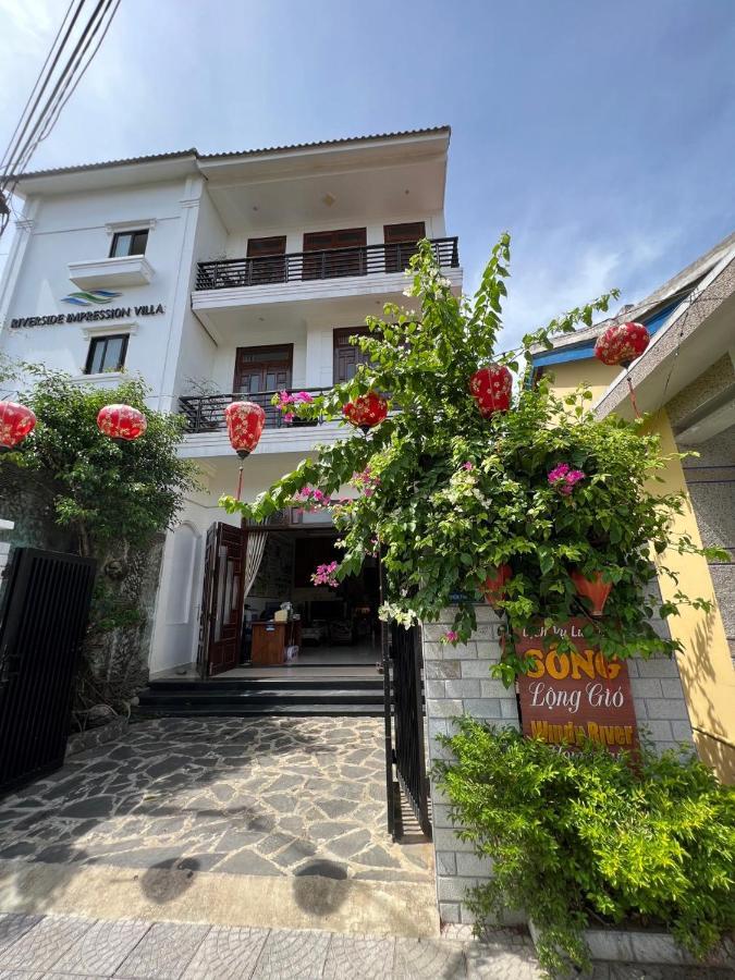 Windy River Homestay *