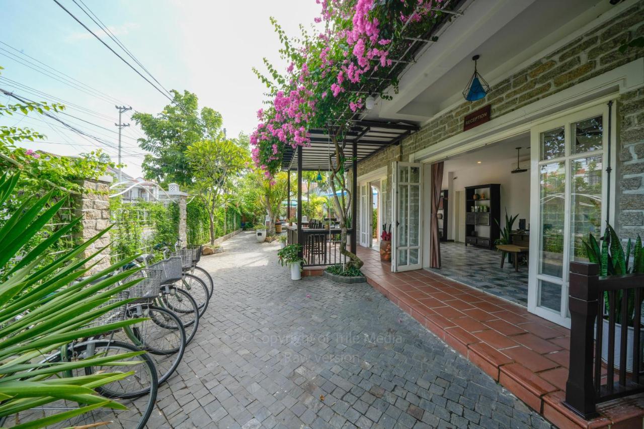 Blooms Boutique Village 4*