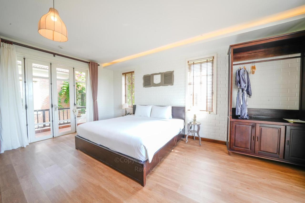 Blooms Boutique Village Hoi An