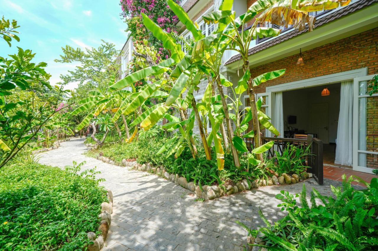 Blooms Boutique Village Resort 4*