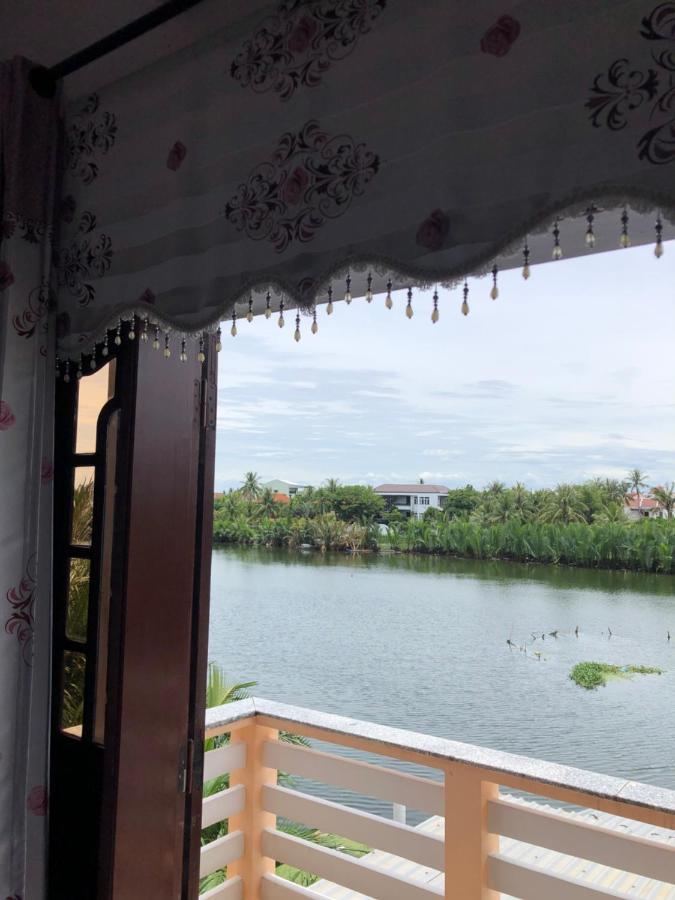 Lakeside Homestay
