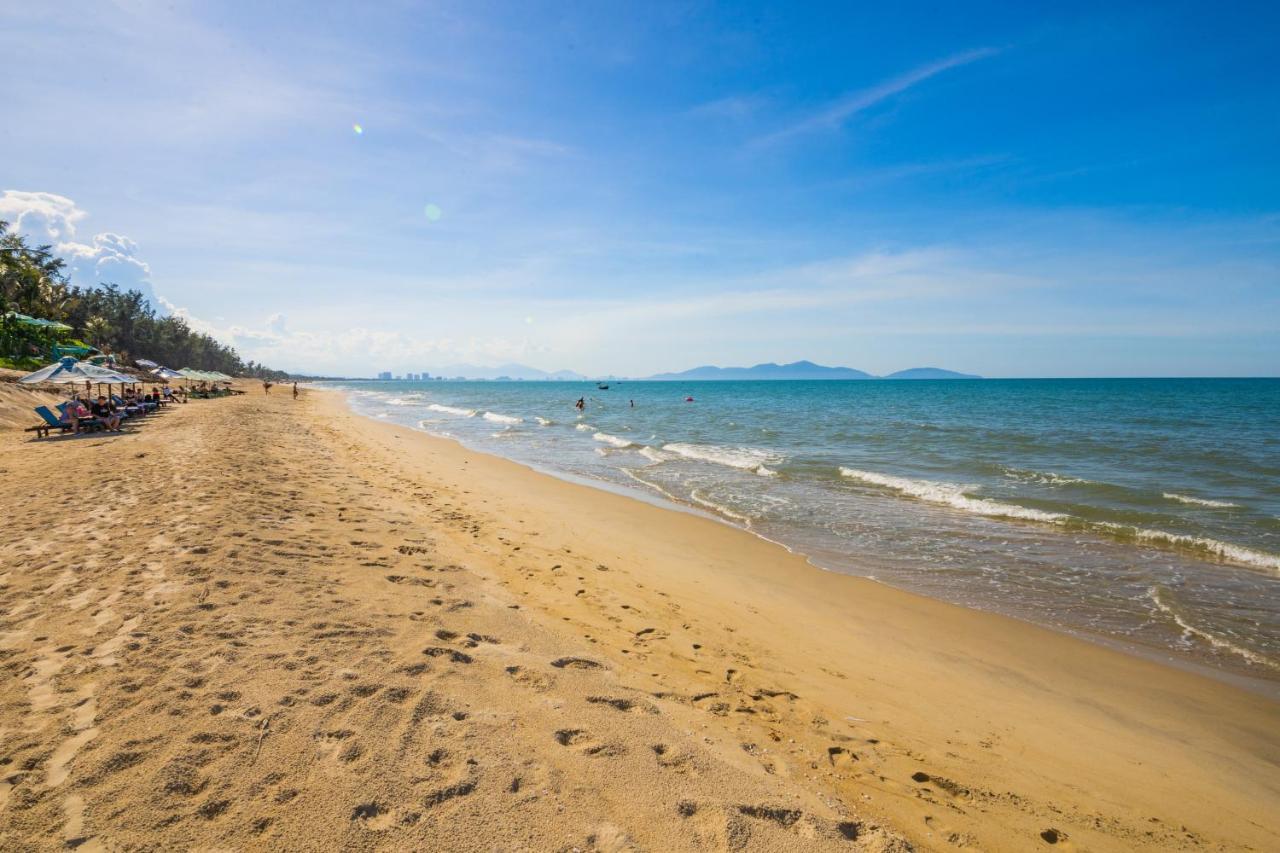 Beachside Boutique 3*