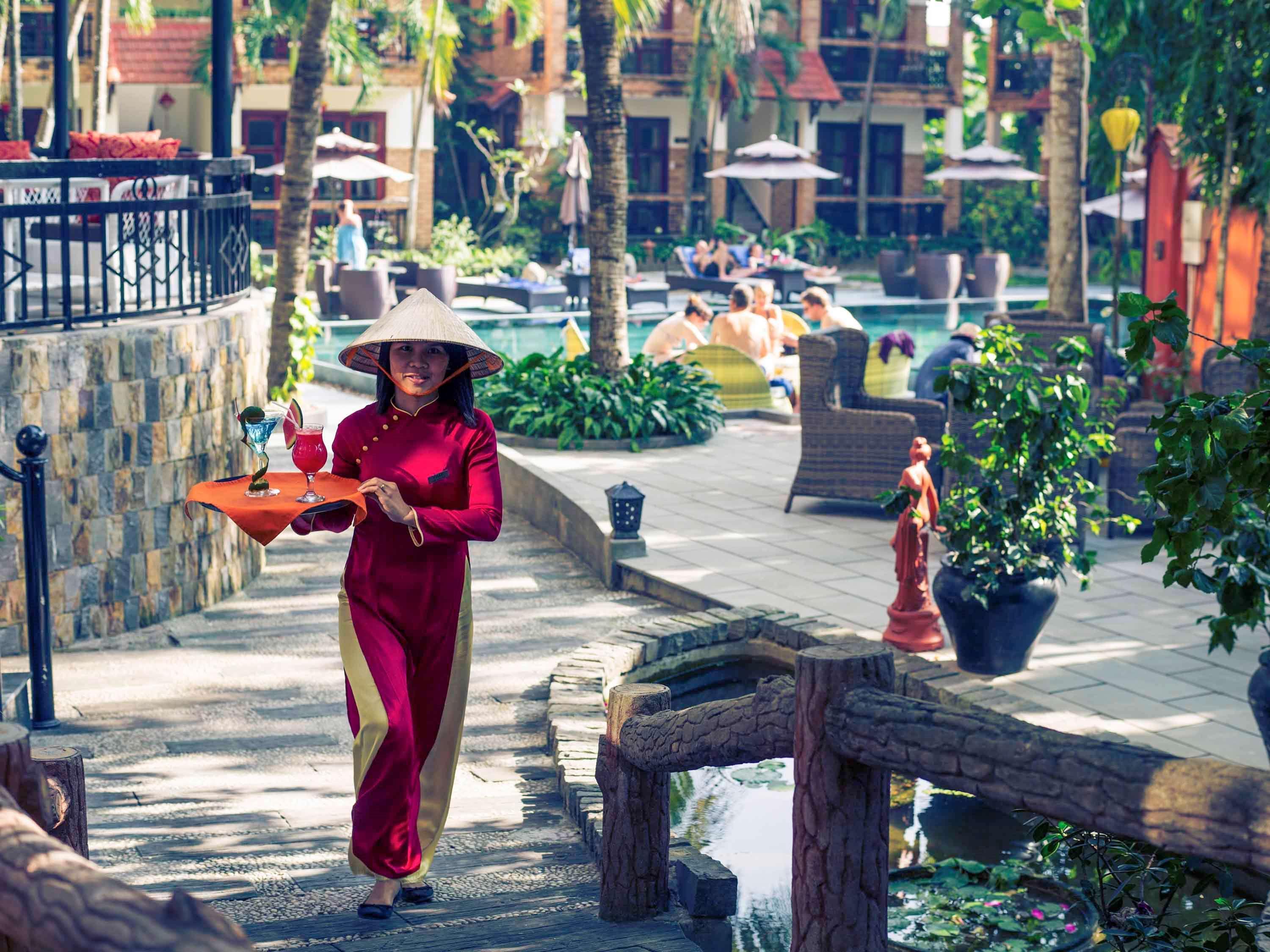Mercure Khách sạn 4*