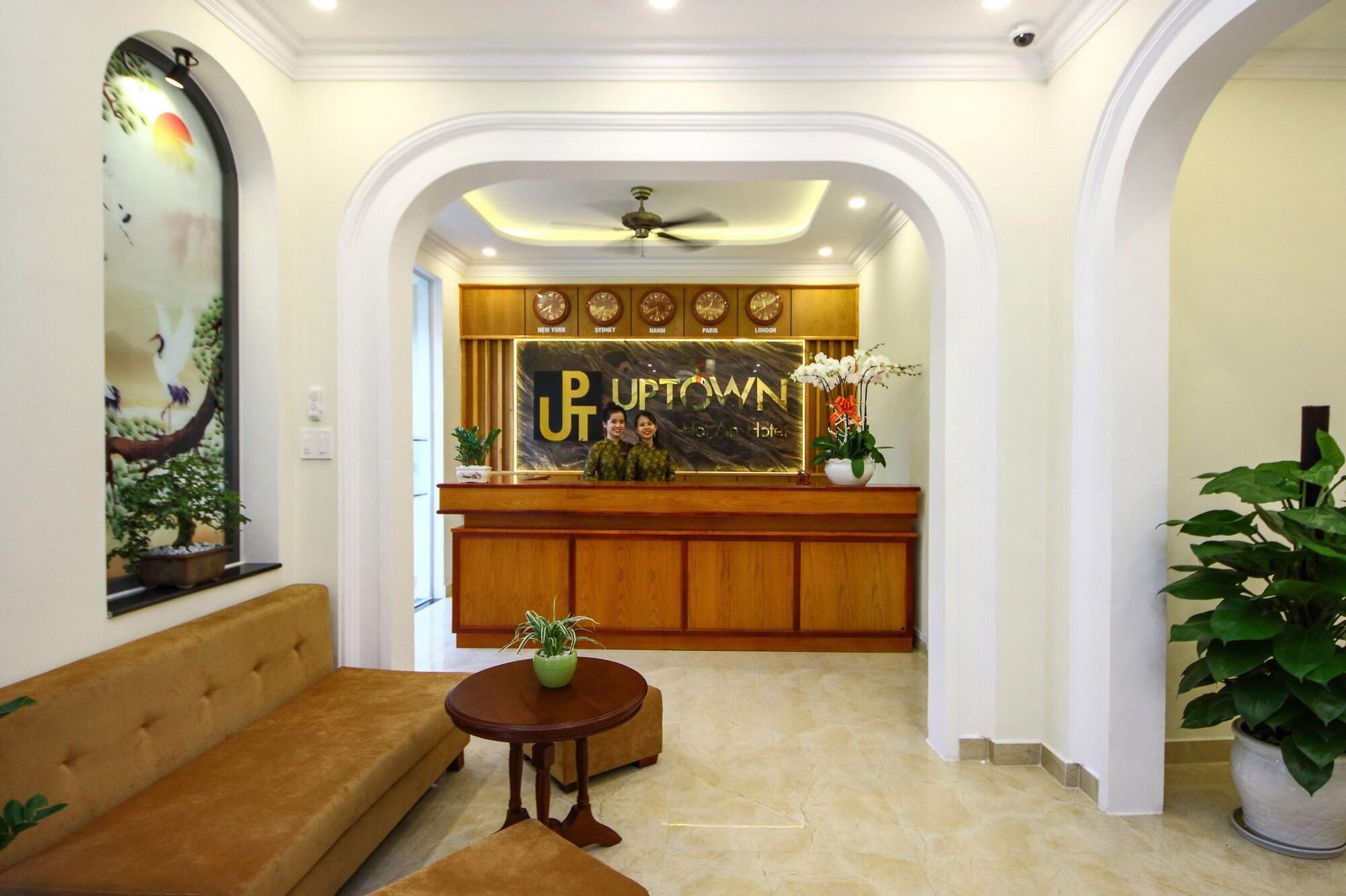Hotel Uptown &