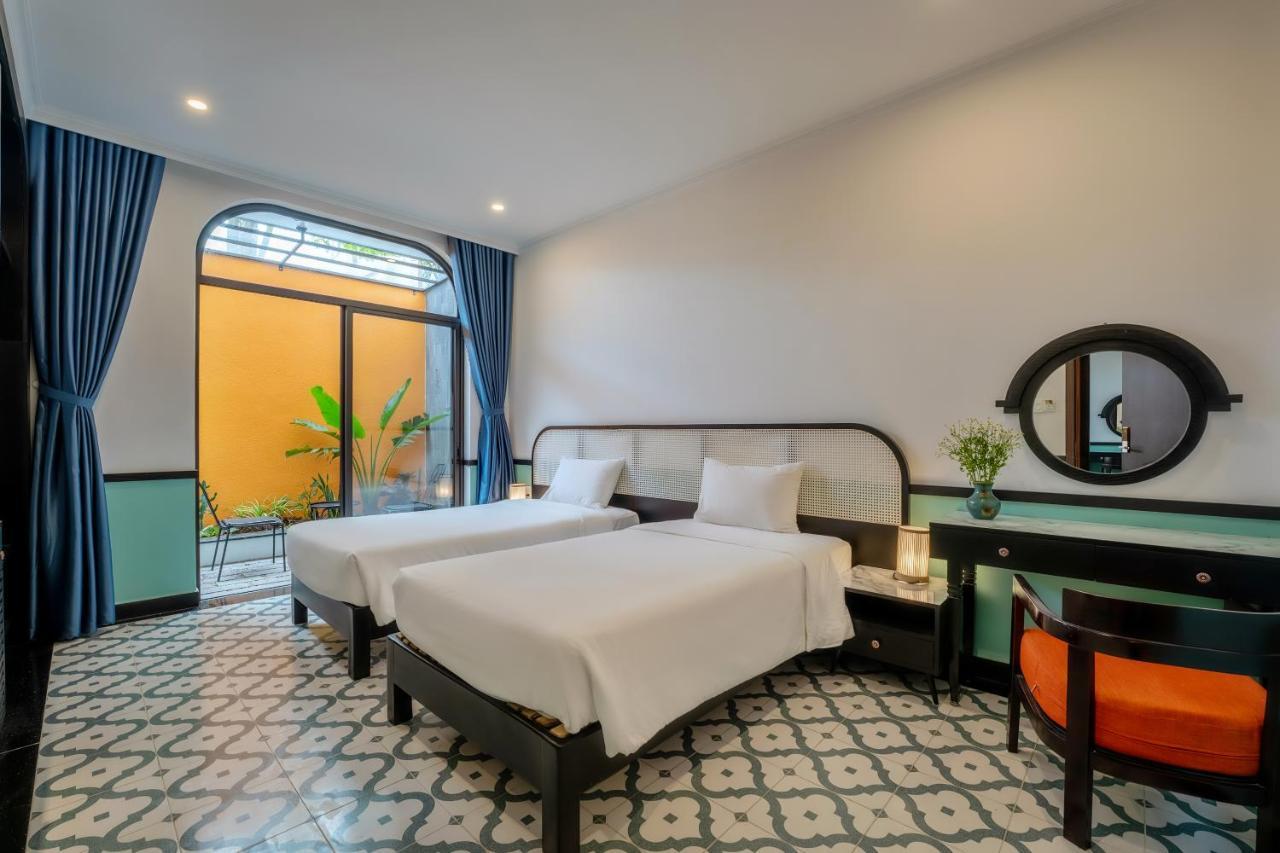Ivy Hotel 3*