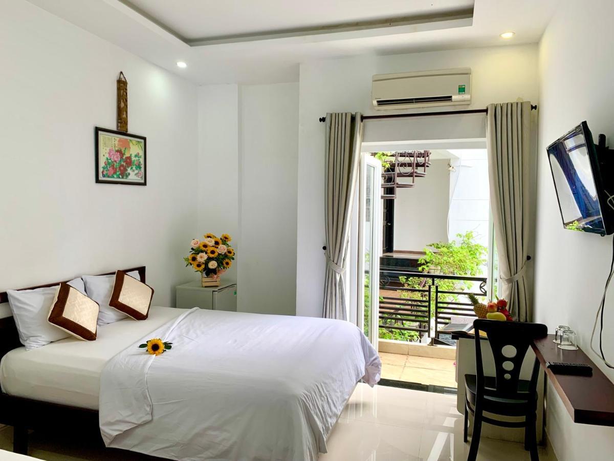 Ngoc Sinh Hoi An