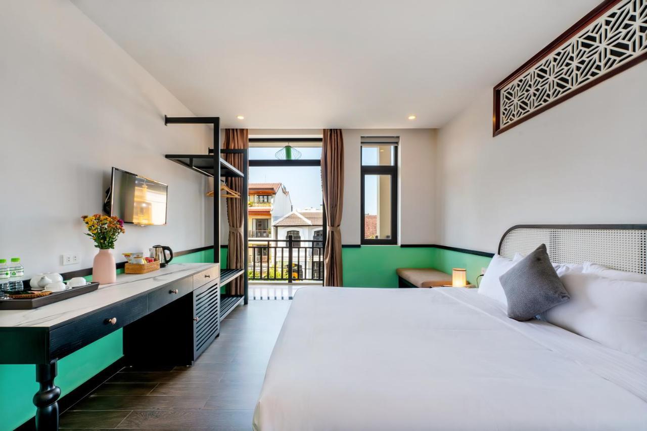 Ivy Hotel 3*