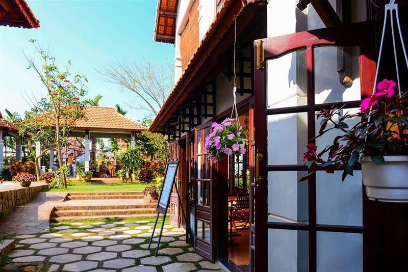 Windbell Homestay *