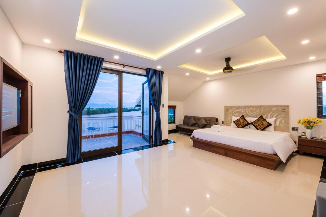 Vila Phuc Hung Riverside