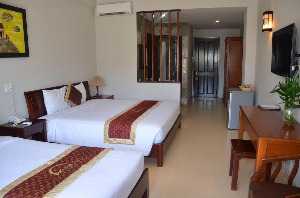 Sunshine Hoian Hotel 3*