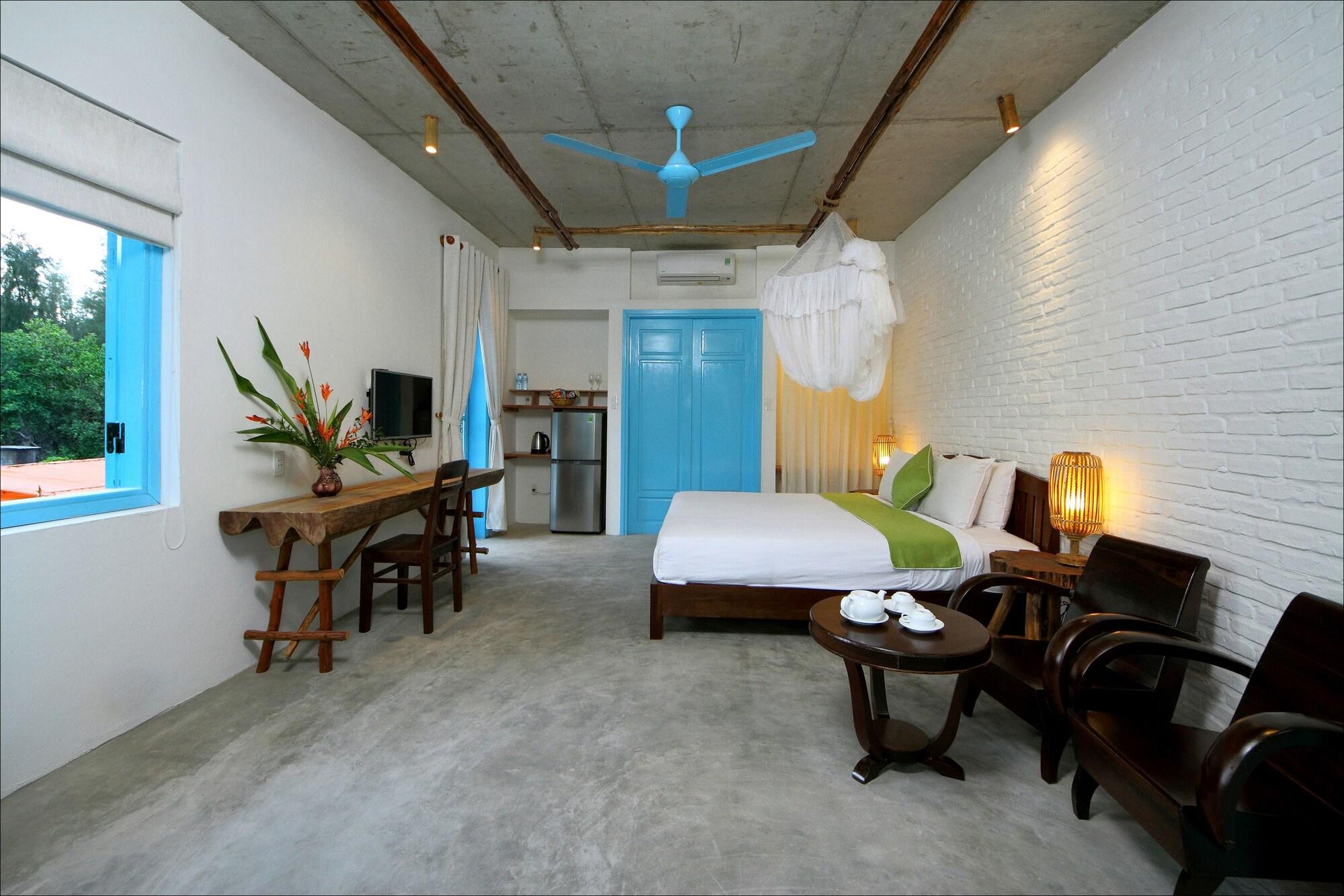 Hotel Life Beach