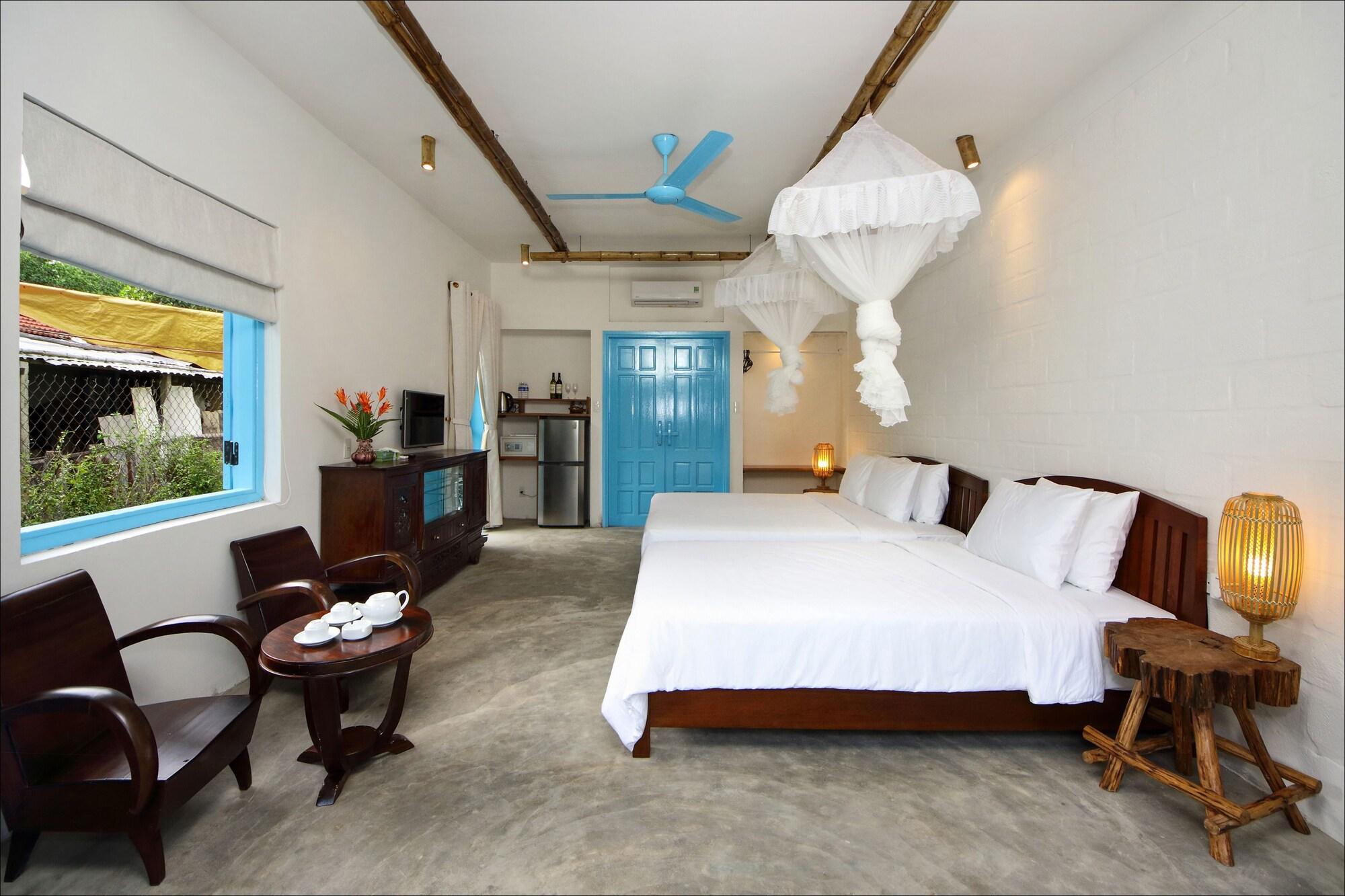 Hotel Life Beach