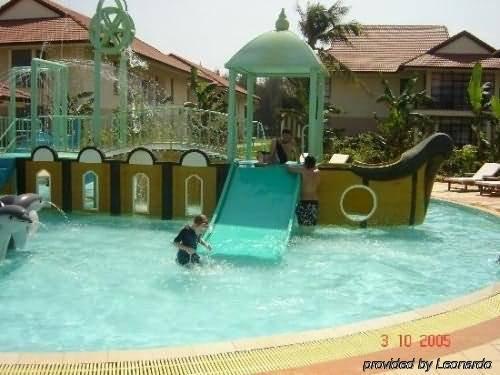 Golden And Tempat peranginan