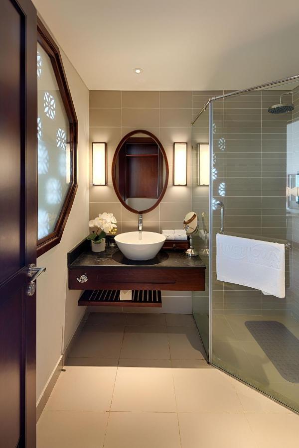 Resort Rivertown & 5*
