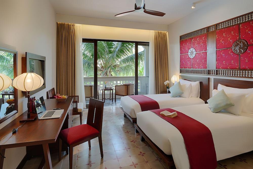 Rivertown & Hoi An