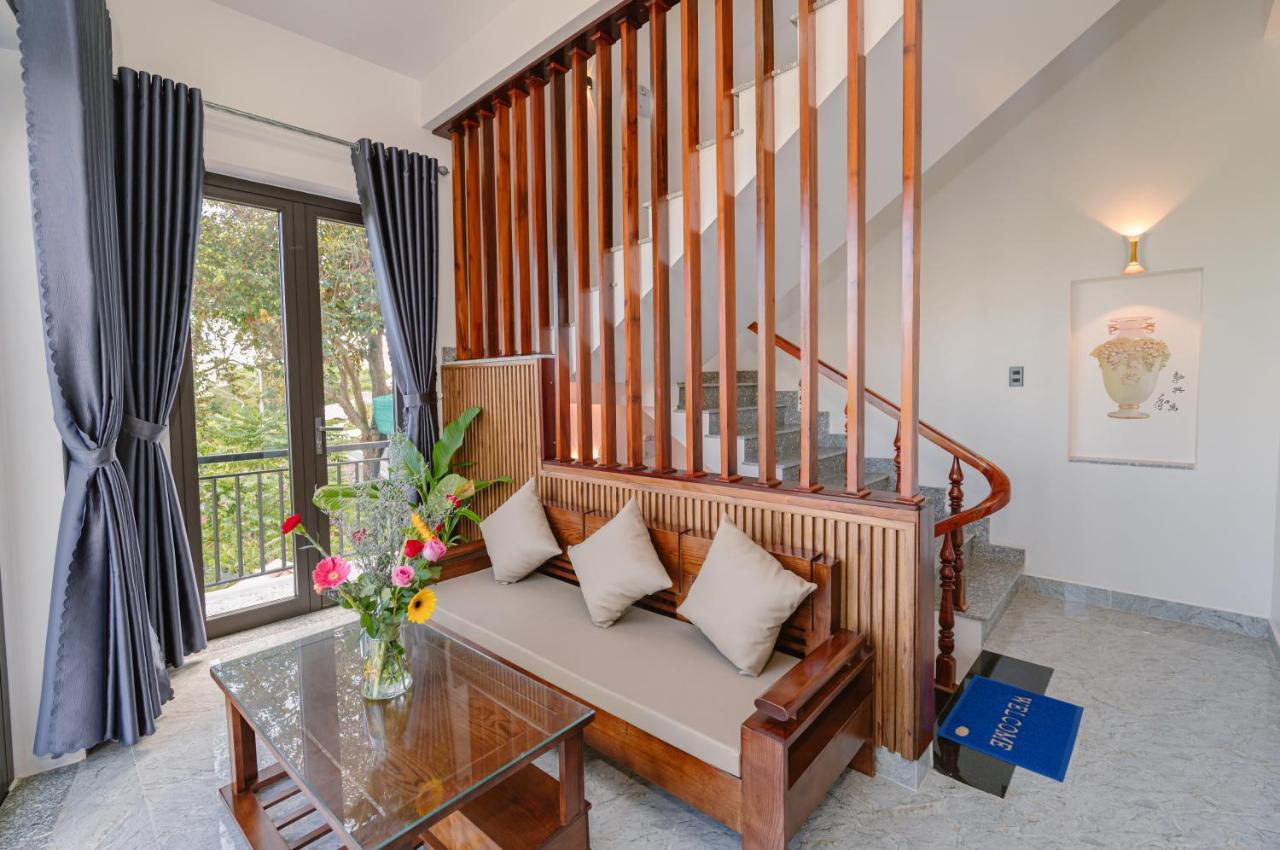 Pangsapuri Moon River House *