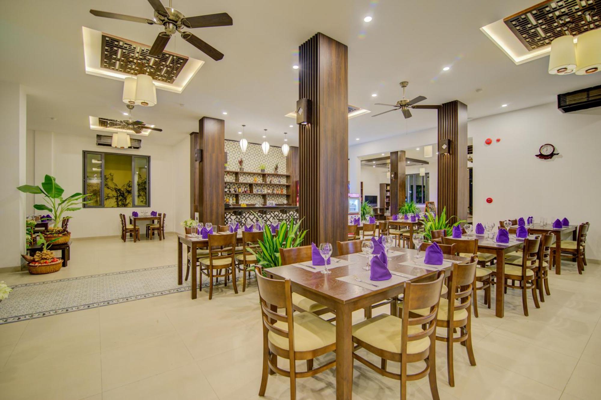 Hotel White Lotus Hoian