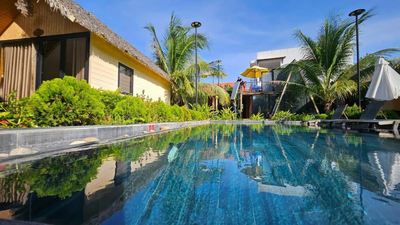 Phoenix Pool Hoi An