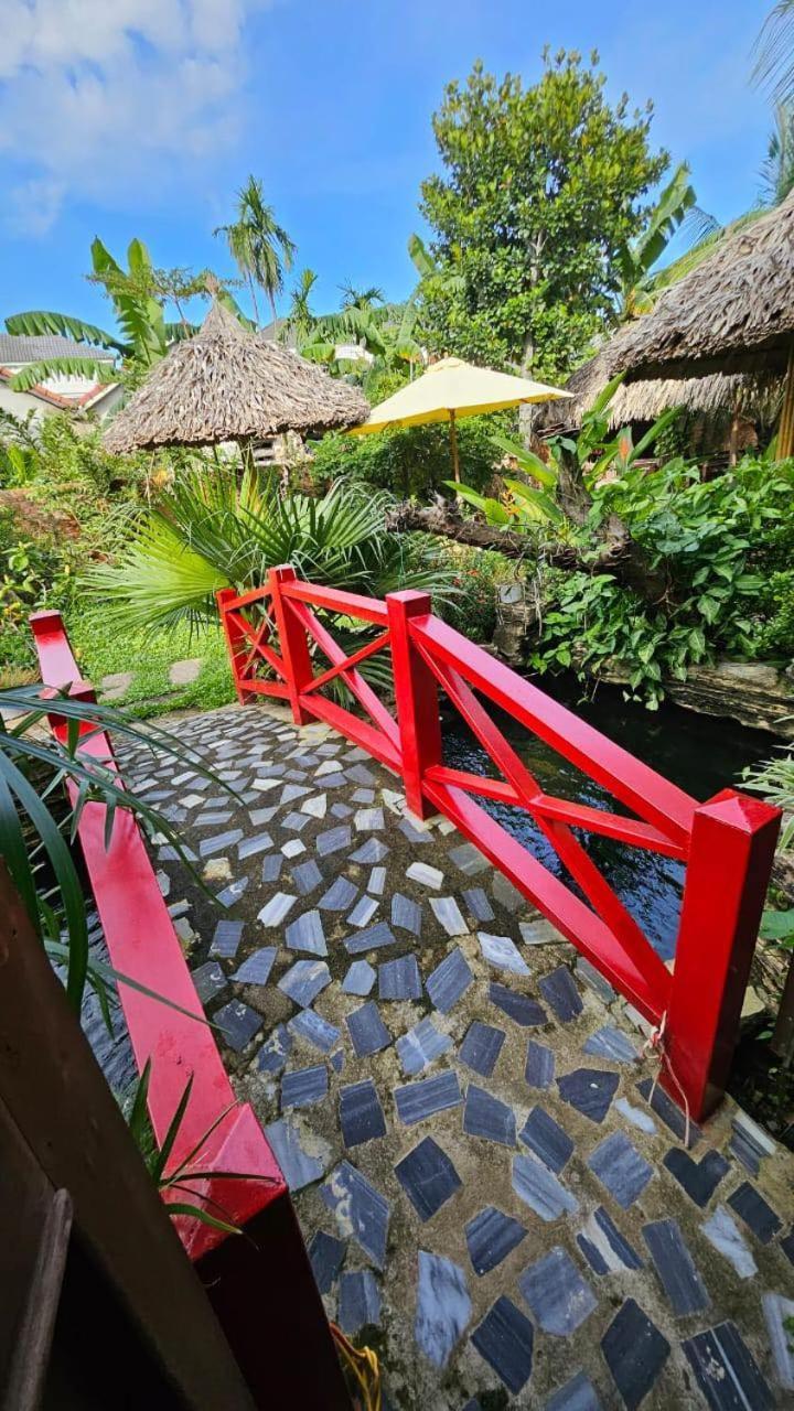 Phoenix Pool * Hoi An