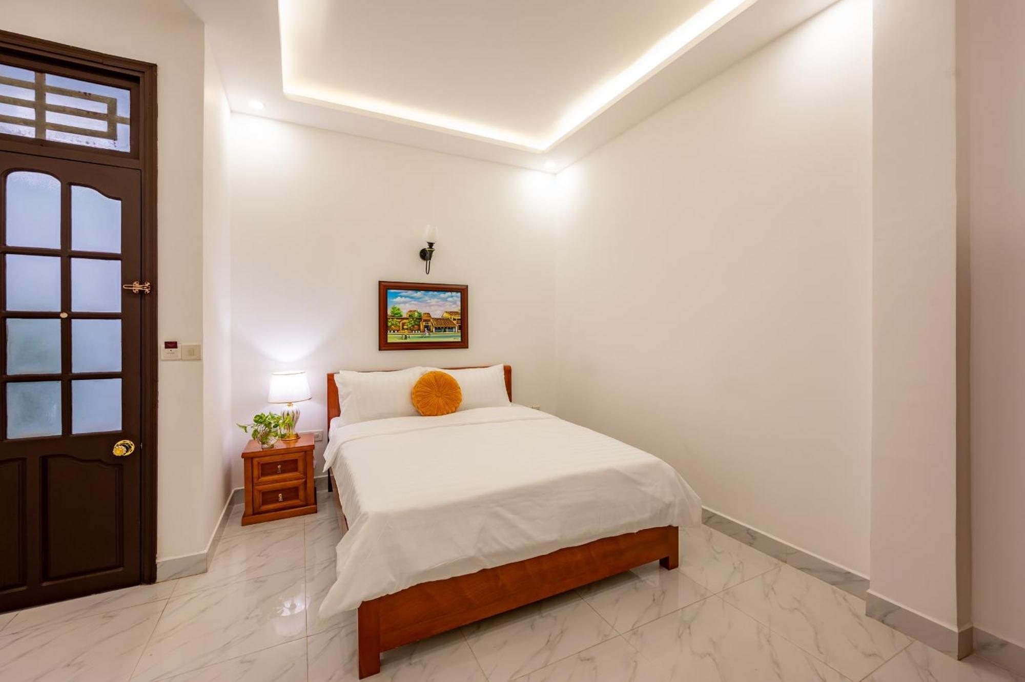 Golden Sun 3* Hoi An
