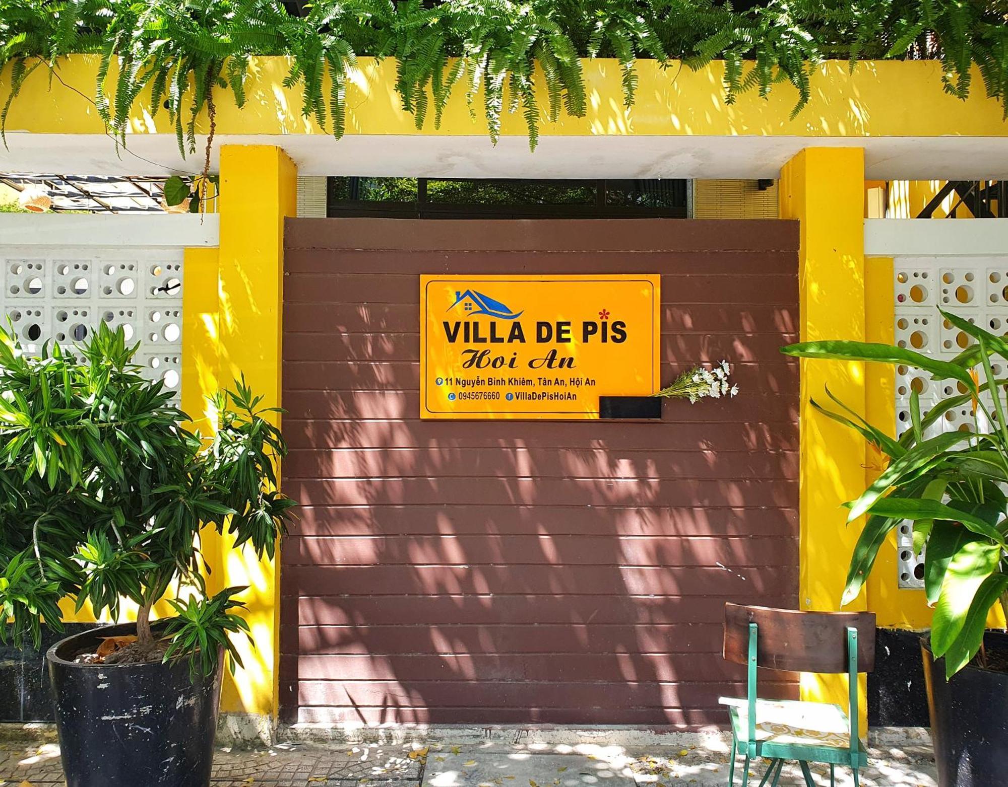 De Pi's * Hoi An