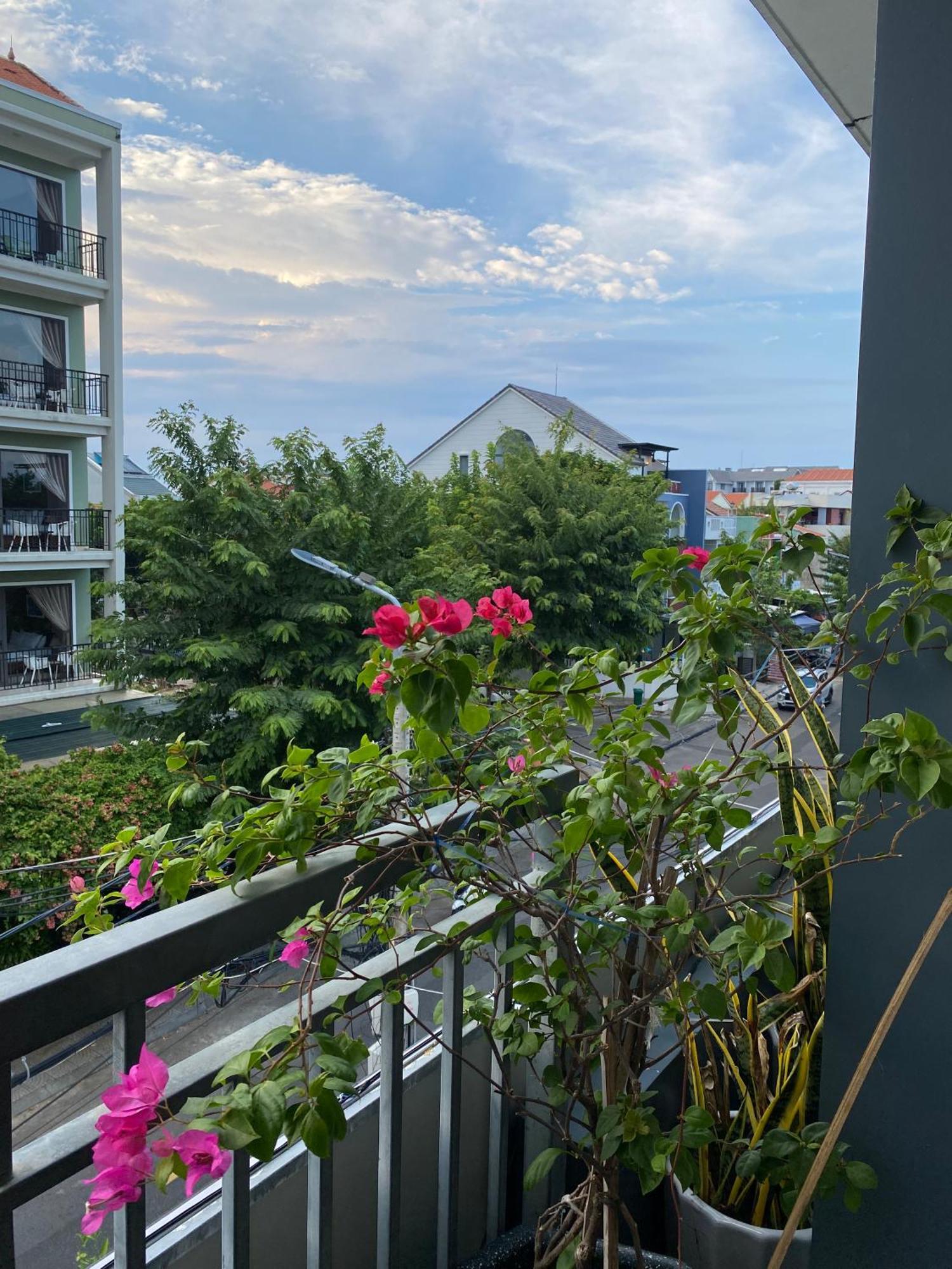 Bien Hoa - Floral Sea Homestay *