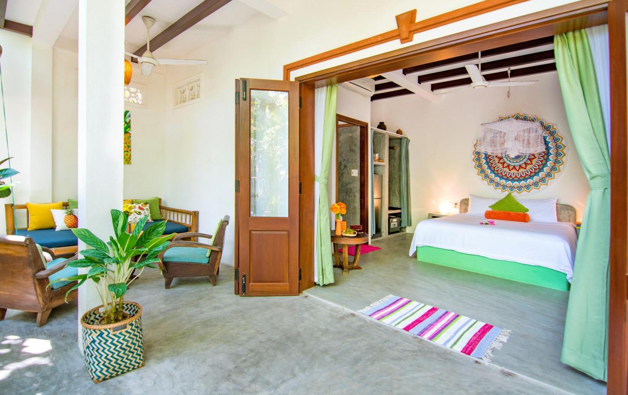 Homestay An Bang Flower House *