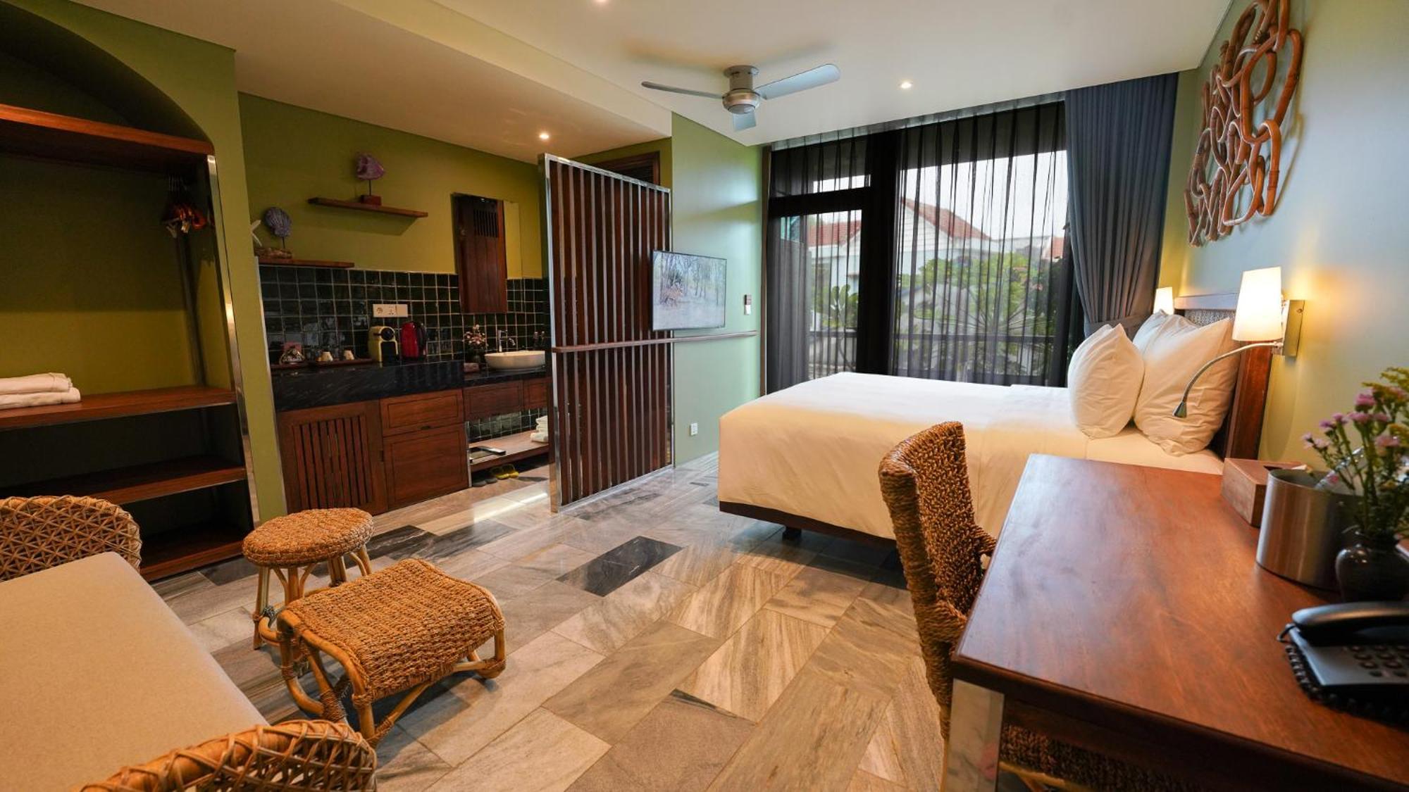 Chiem Hoian - The Beachside Boutique & Hotel