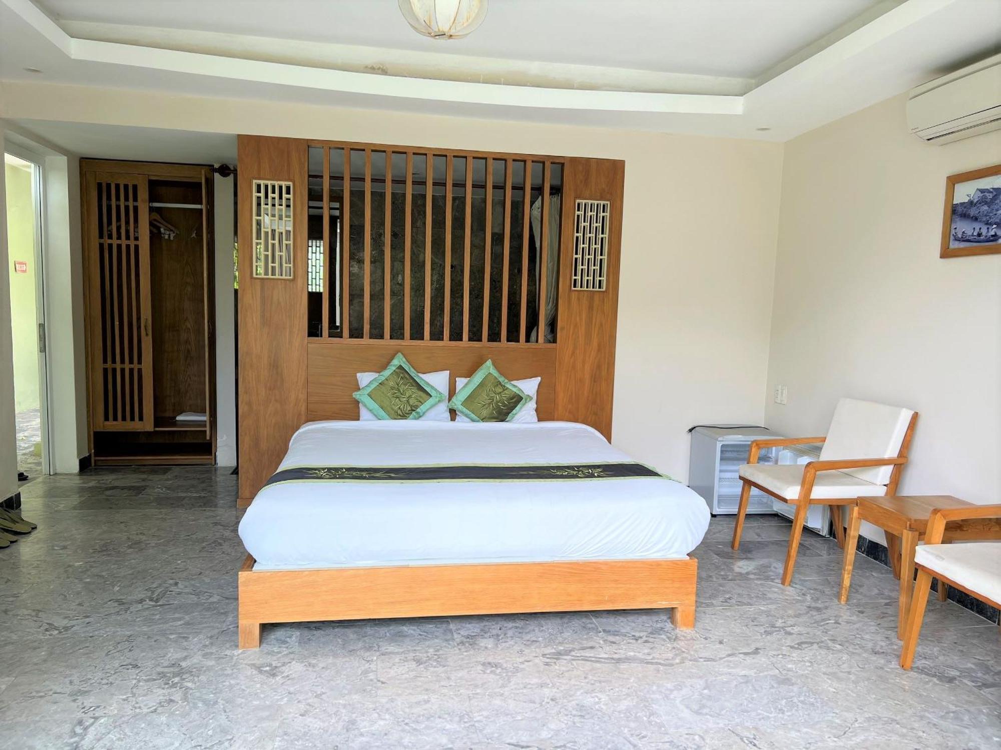 Jolie Homestay *