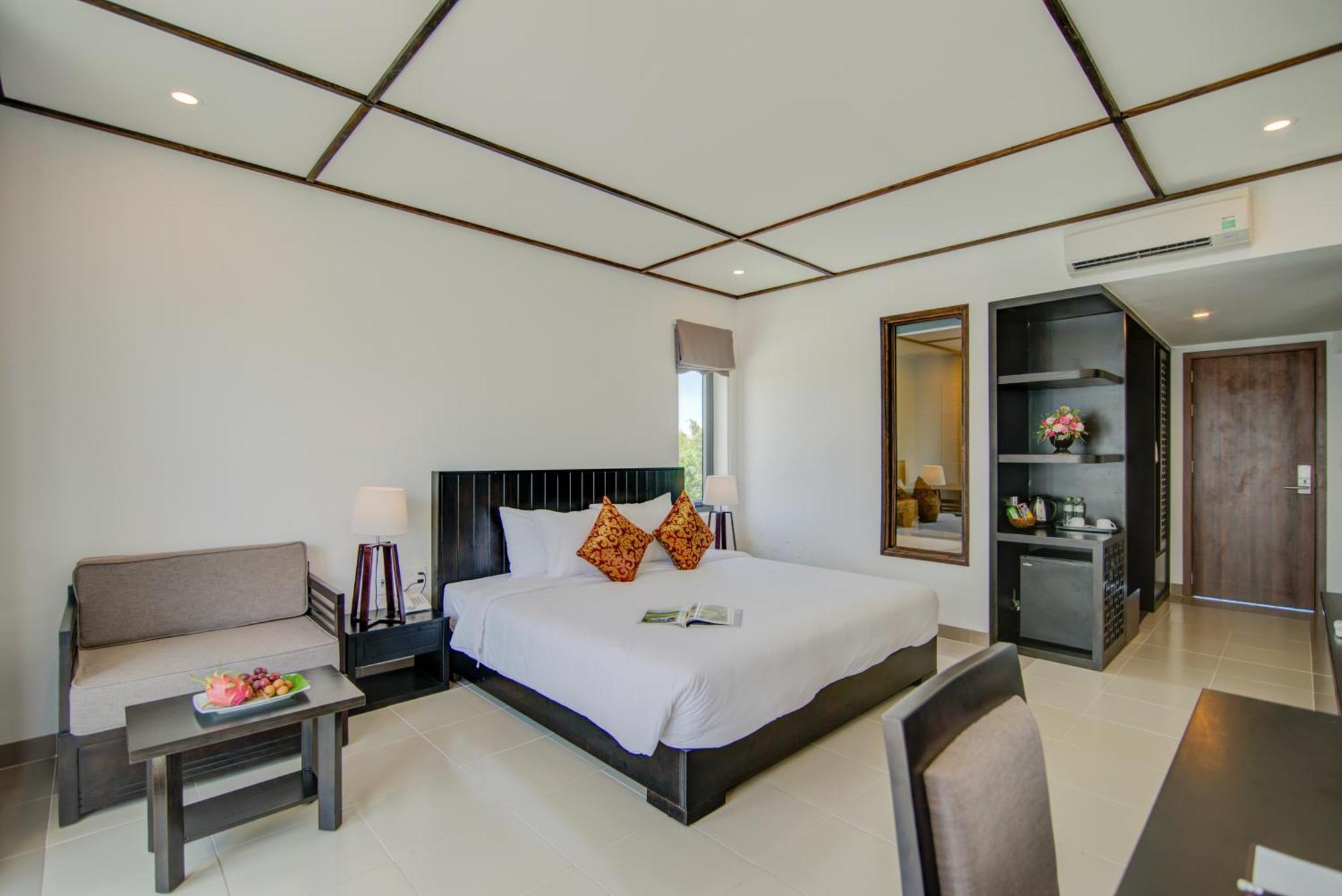 White Lotus Hoian Hotel 4*