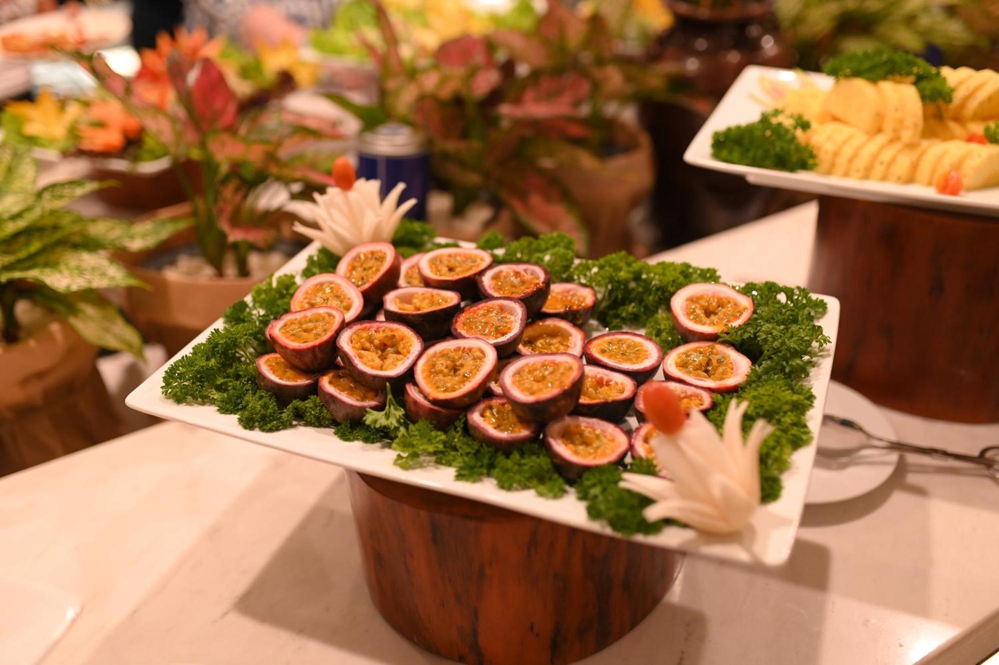 Boutique Và Shining Riverside Khách sạn Hội An