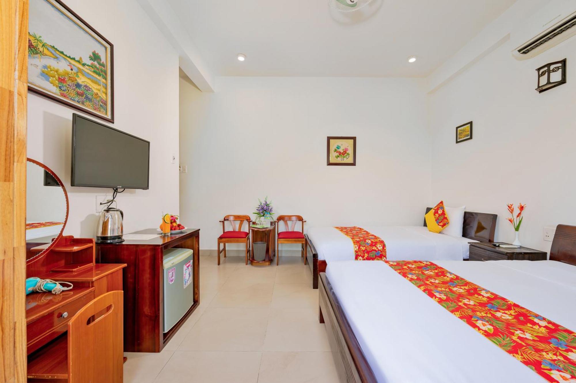 Quynh Chau Homestay *