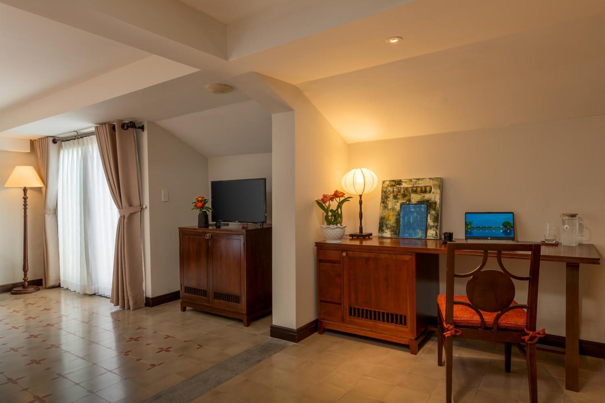Rivertown & 5* Hoi An