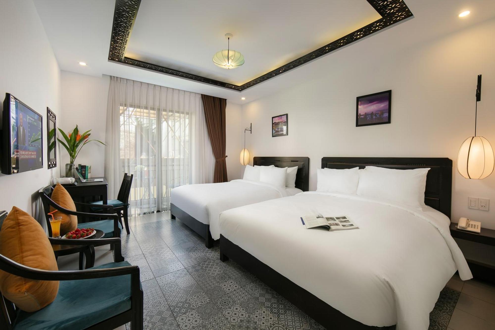 Hotel Golden 3*