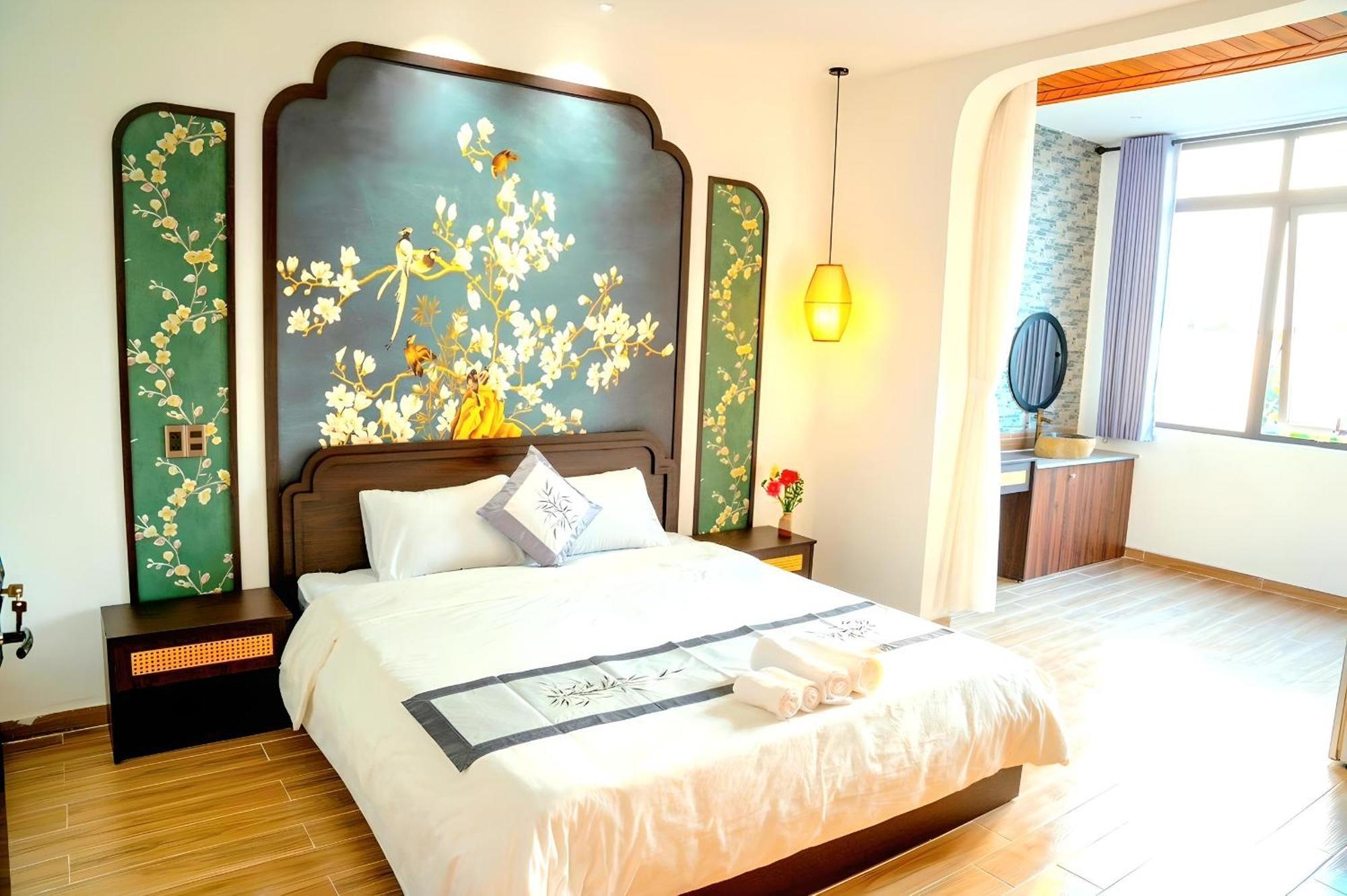 The Moon Town Hoian Homestay *