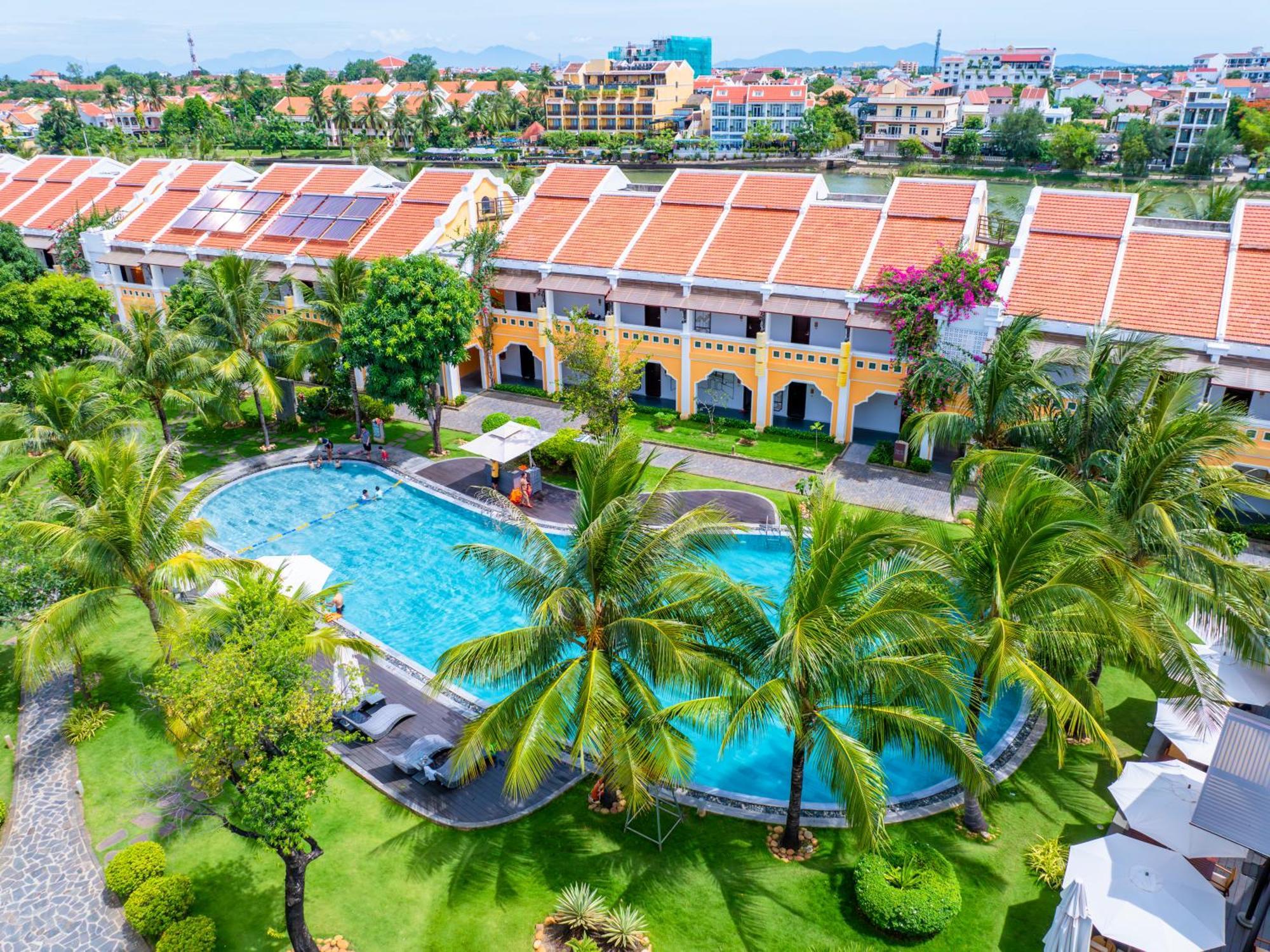 Memories & Resort