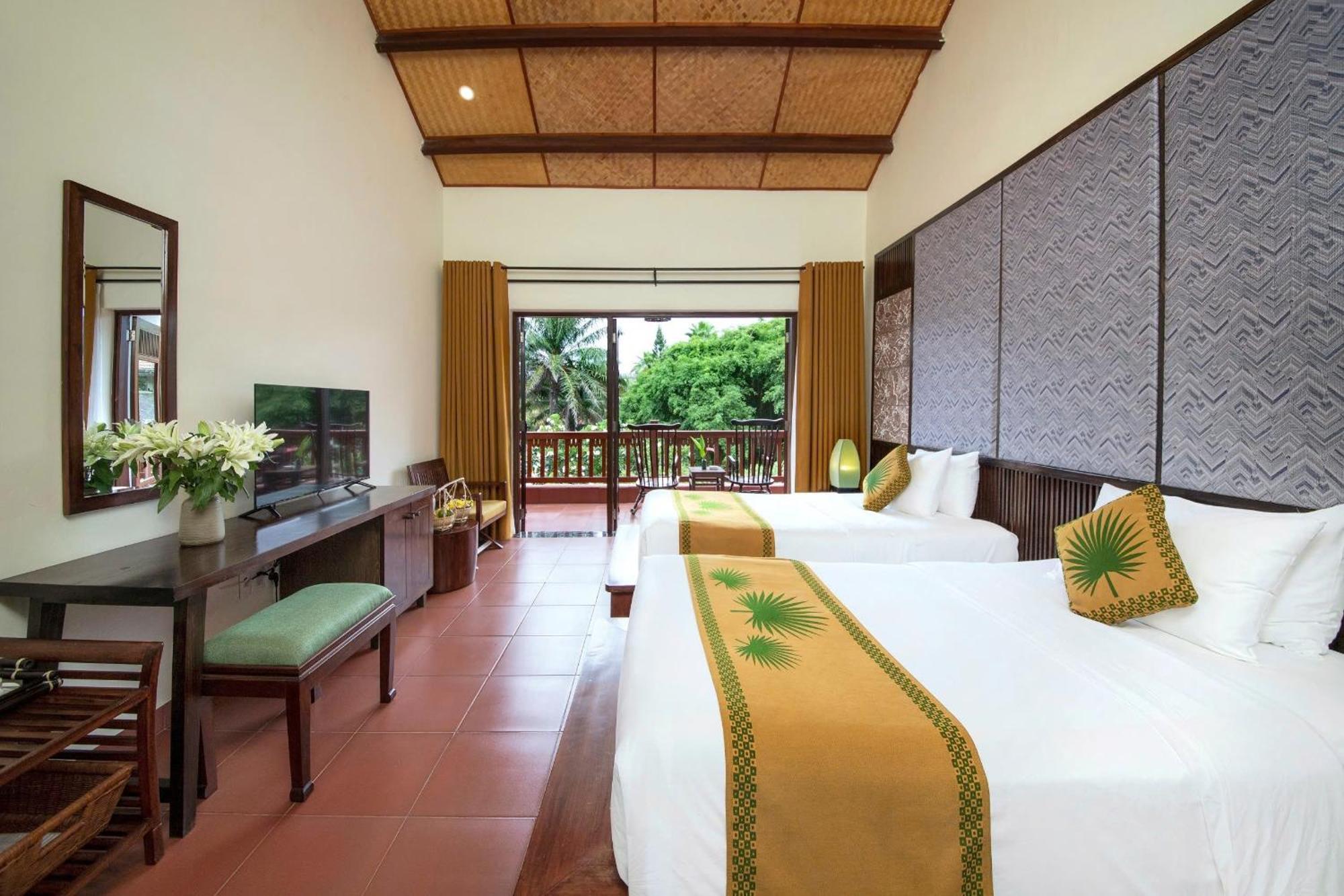 Resort Palm Garden &